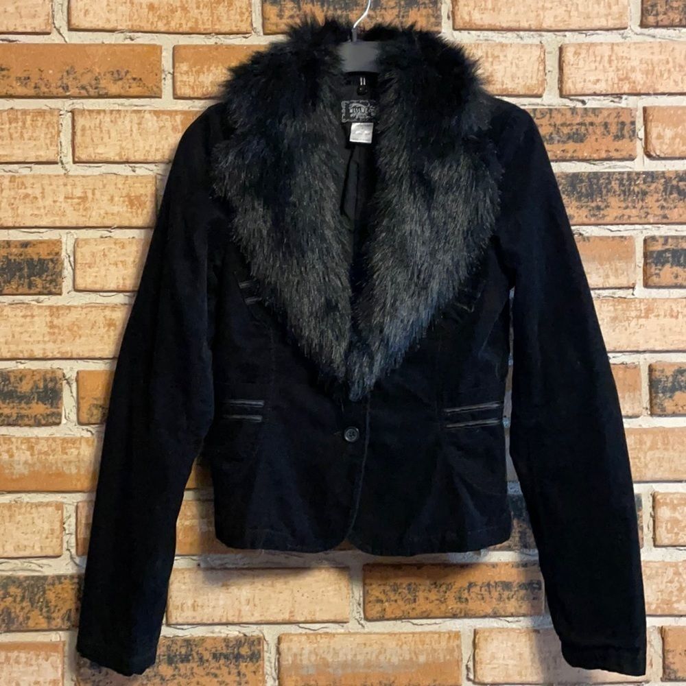 MISS ME  Vintage Y2K Black Corduroy Jacket Faux Fur Collar Women’s Small